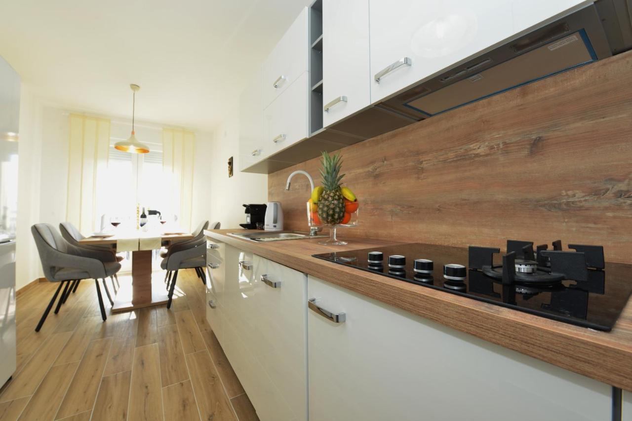 Apartman Lola Zadar Buitenkant foto