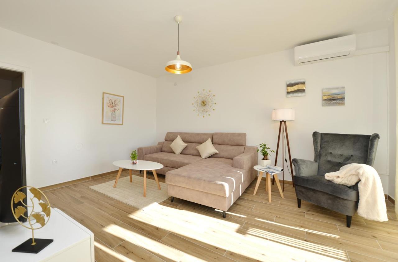 Apartman Lola Zadar Buitenkant foto